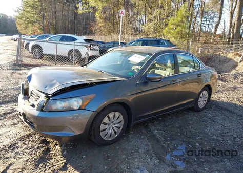 2010 Honda Accord 2.4 Lx из США, поврежденный, VIN 1HGCP2F33AA065895